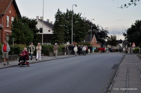 Billedet er fra en tidligere byvandring i Jels. Foto: Ingolf Andersen